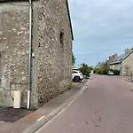 Les Trois Petiots